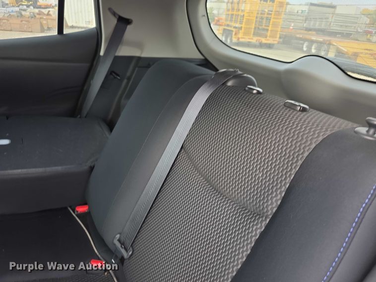 image for item FI0619 2016 Nissan Leaf 