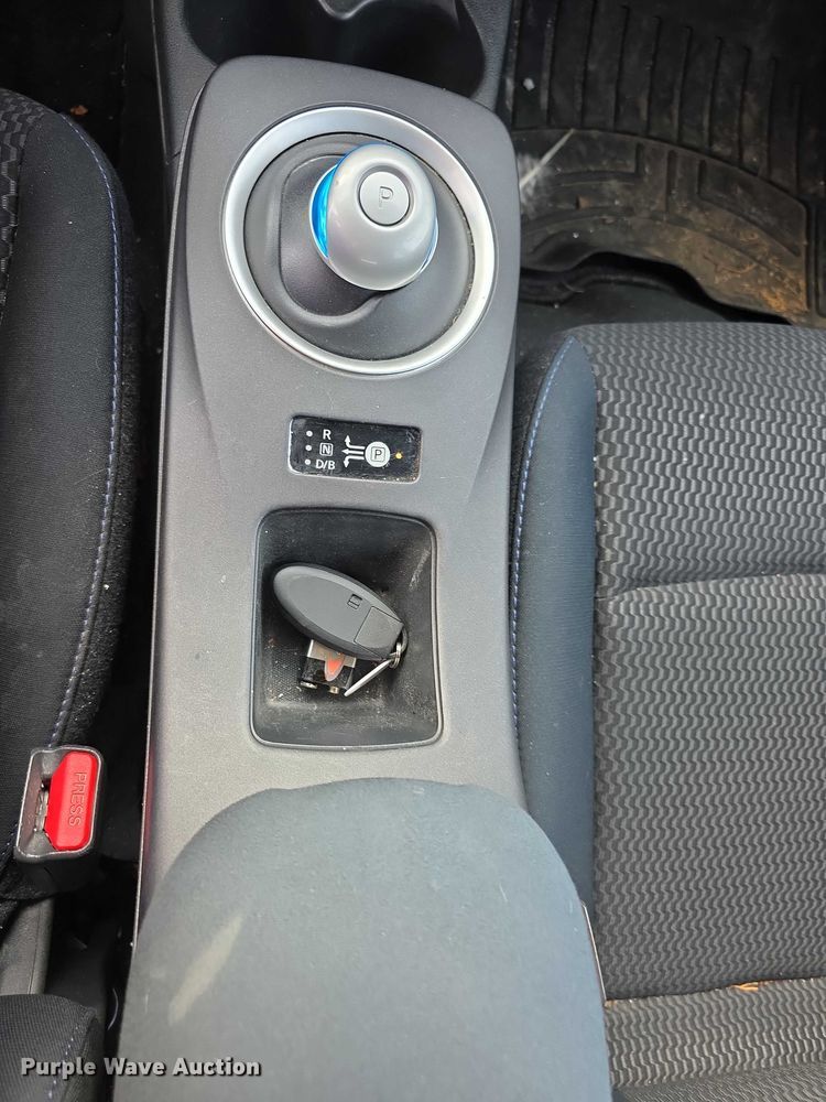 image for item FI0619 2016 Nissan Leaf 