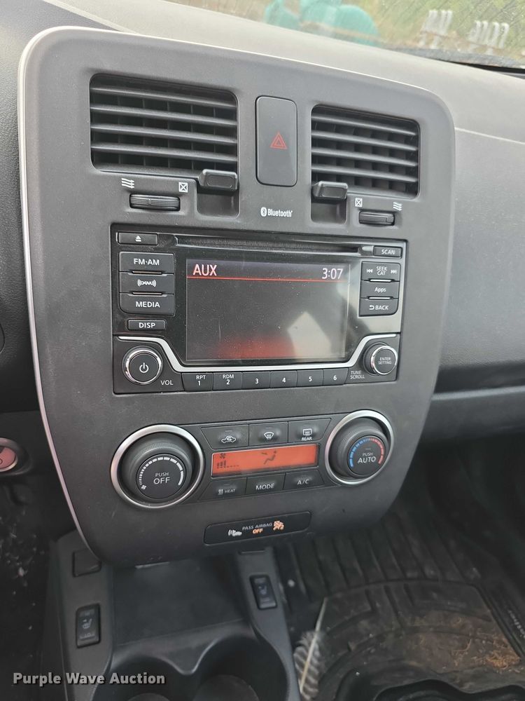 image for item FI0619 2016 Nissan Leaf 