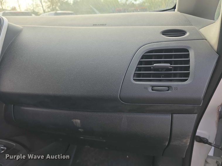 image for item FI0619 2016 Nissan Leaf 