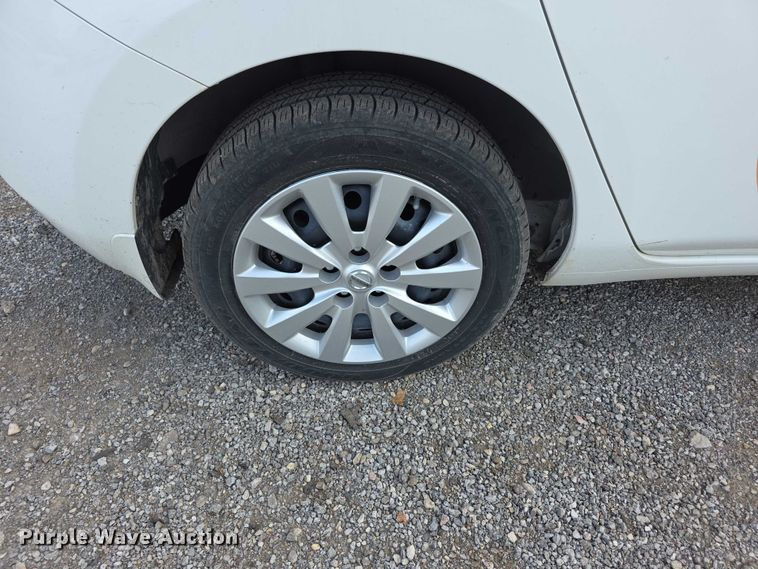 image for item FI0619 2016 Nissan Leaf 