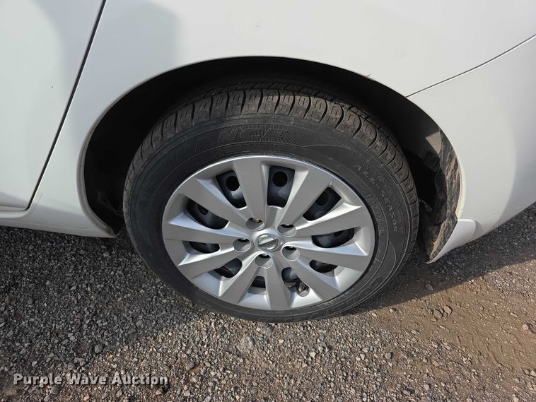 image for item FI0619 2016 Nissan Leaf 