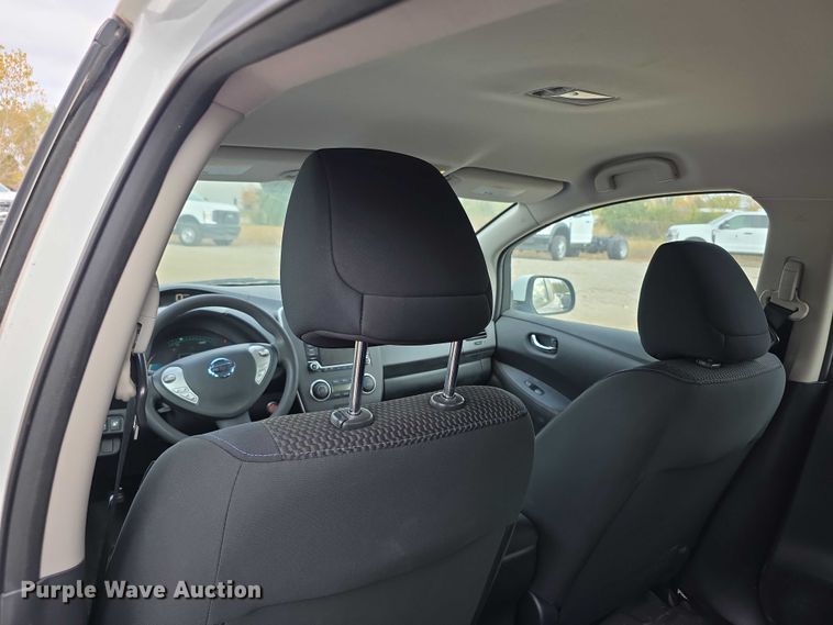 image for item FI0620 2016 Nissan Leaf 