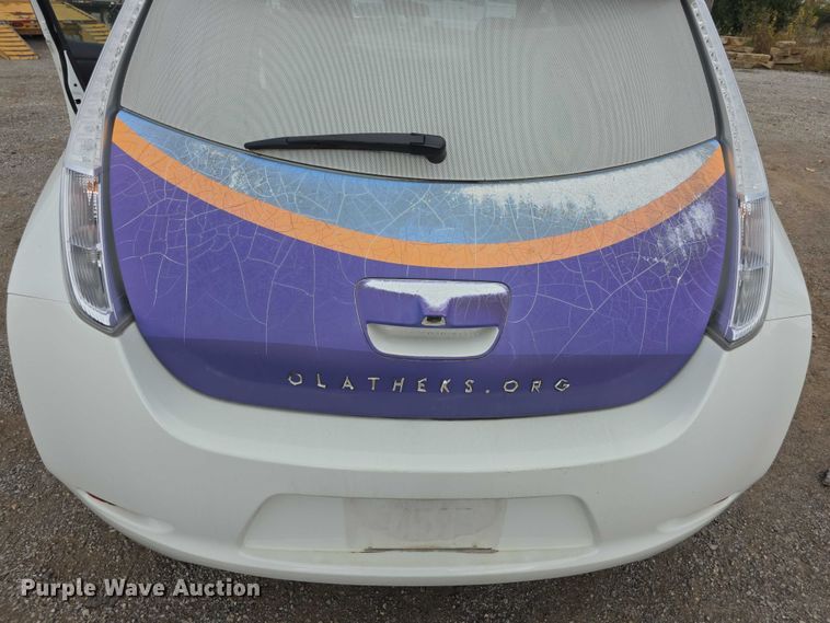 image for item FI0620 2016 Nissan Leaf 
