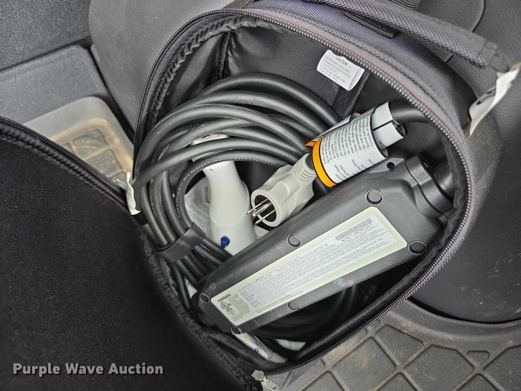 image for item FI0620 2016 Nissan Leaf 