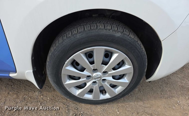 image for item FI0620 2016 Nissan Leaf 