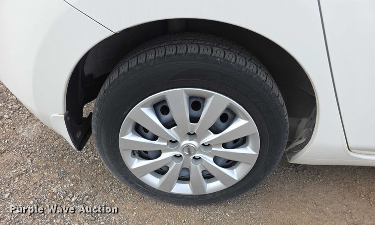 image for item FI0620 2016 Nissan Leaf 