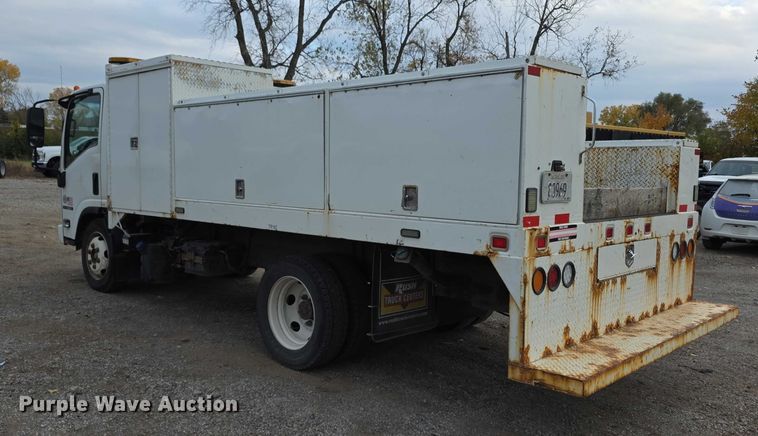 image for item FI0621 2012 Isuzu NQR utility / service truck