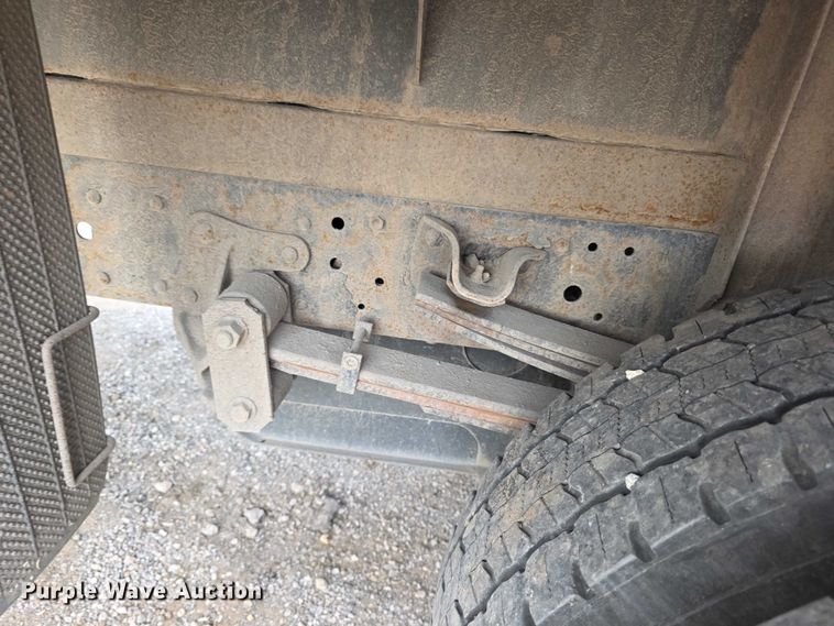 image for item FI0621 2012 Isuzu NQR utility / service truck