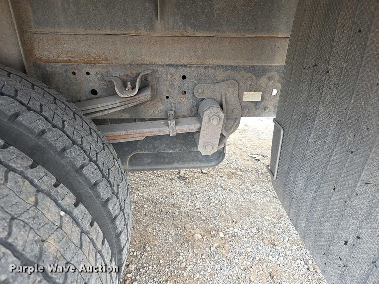 image for item FI0621 2012 Isuzu NQR utility / service truck