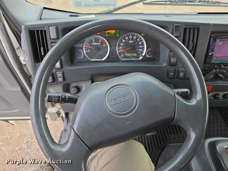 image for item FI0621 2012 Isuzu NQR utility / service truck