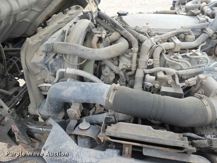 image for item FI0621 2012 Isuzu NQR utility / service truck