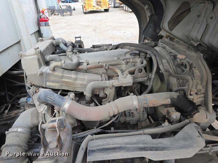 image for item FI0621 2012 Isuzu NQR utility / service truck