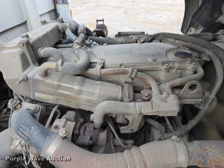 image for item FI0621 2012 Isuzu NQR utility / service truck