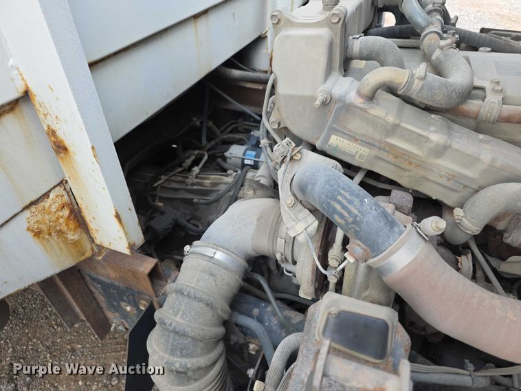 image for item FI0621 2012 Isuzu NQR utility / service truck