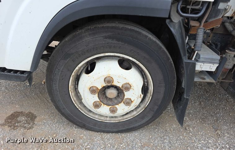 image for item FI0621 2012 Isuzu NQR utility / service truck