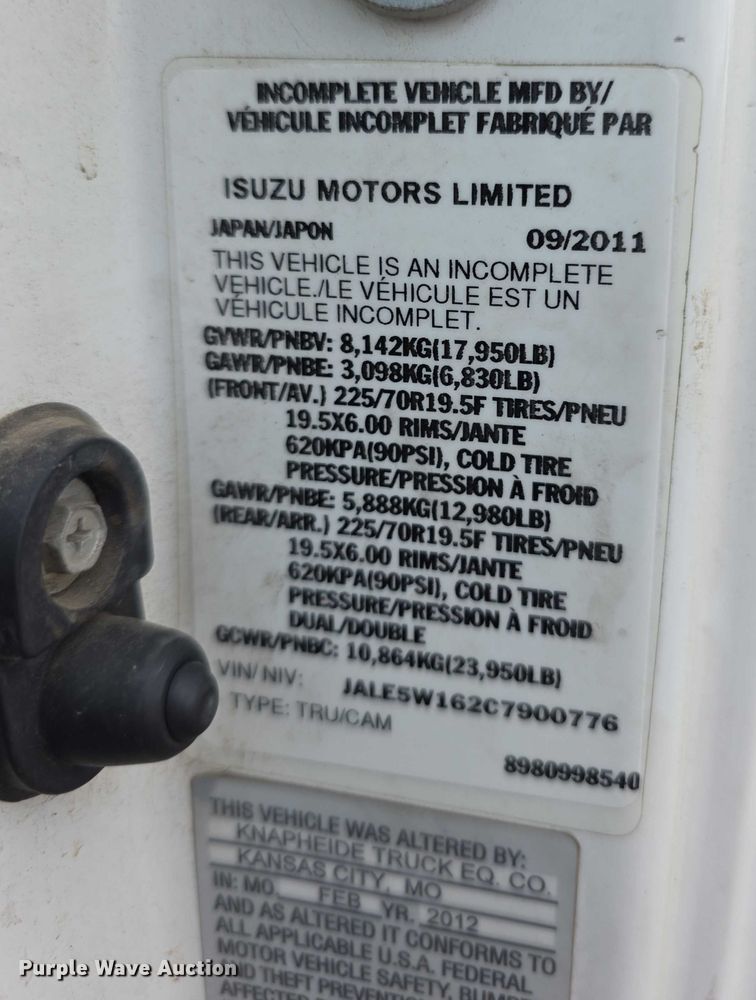 image for item FI0621 2012 Isuzu NQR utility / service truck