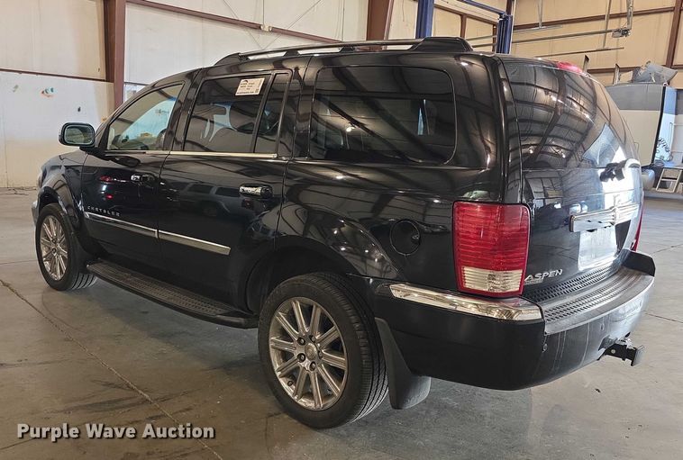 image for item FI0624 2008 Chrysler Aspen Limited SUV