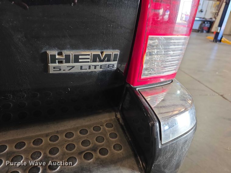 image for item FI0624 2008 Chrysler Aspen Limited SUV