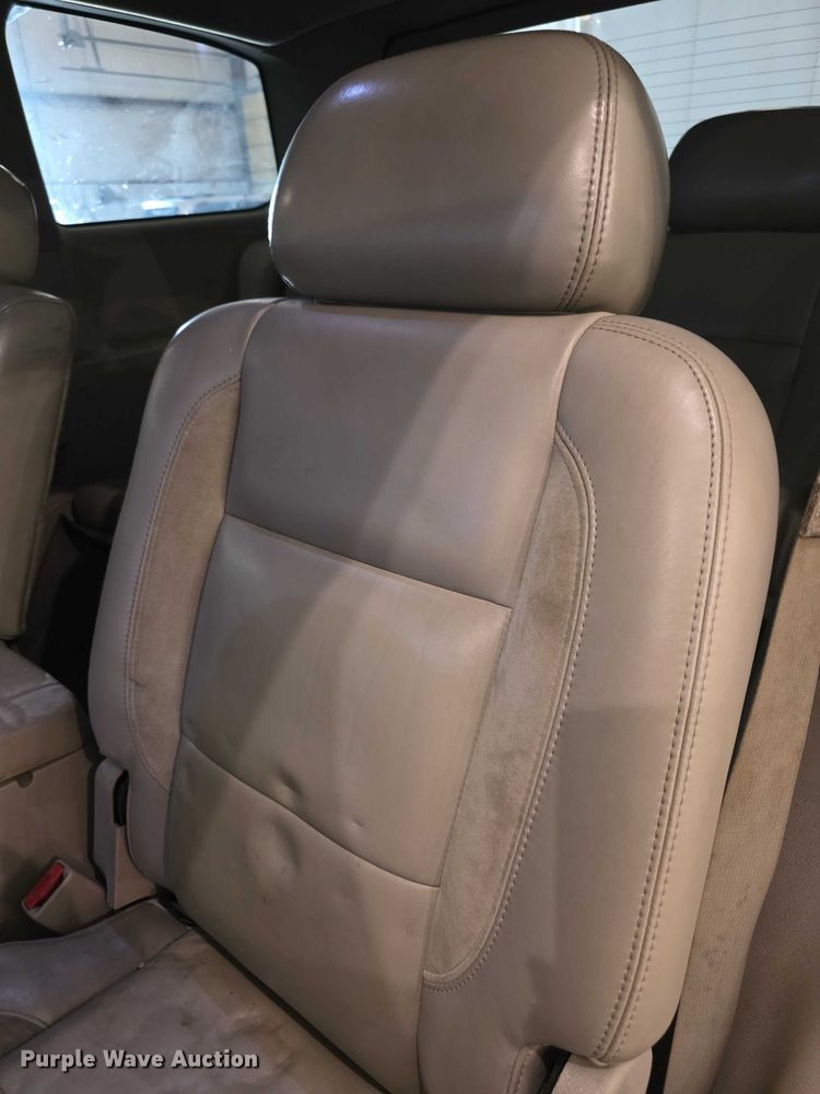 image for item FI0624 2008 Chrysler Aspen Limited SUV