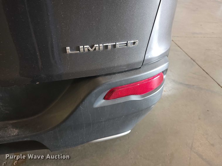 image for item FI0625 2014 Jeep Cherokee Limited SUV