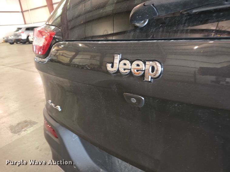 image for item FI0625 2014 Jeep Cherokee Limited SUV