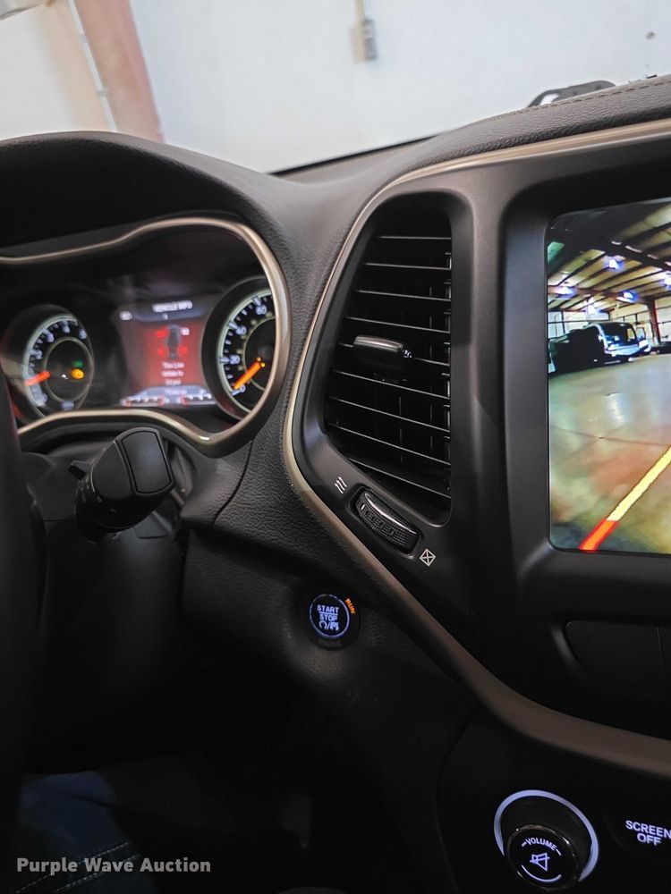 image for item FI0625 2014 Jeep Cherokee Limited SUV