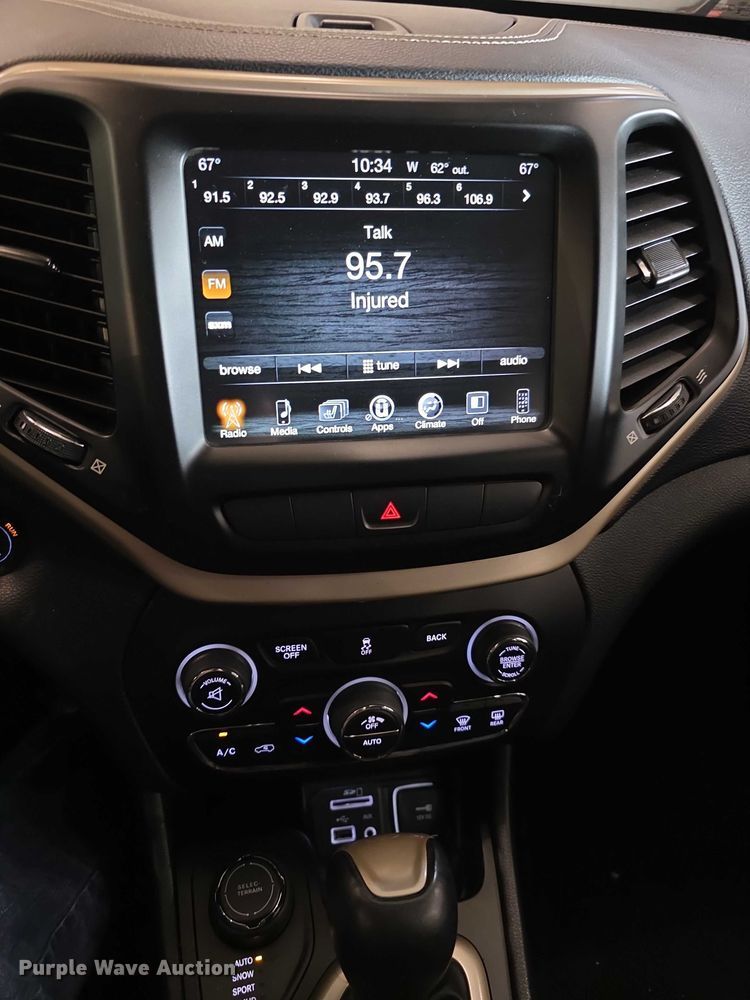 image for item FI0625 2014 Jeep Cherokee Limited SUV