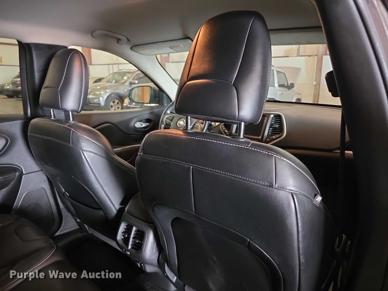 image for item FI0625 2014 Jeep Cherokee Limited SUV