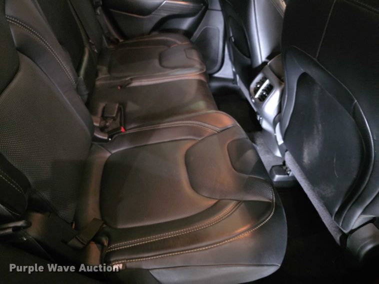 image for item FI0625 2014 Jeep Cherokee Limited SUV