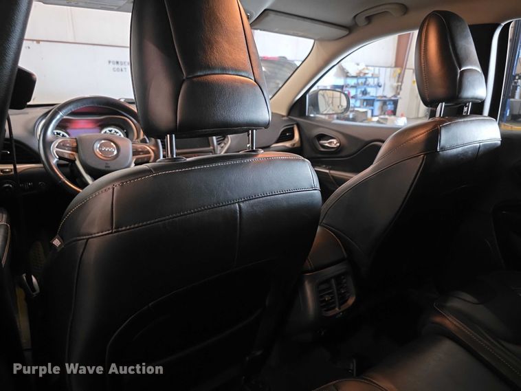 image for item FI0625 2014 Jeep Cherokee Limited SUV