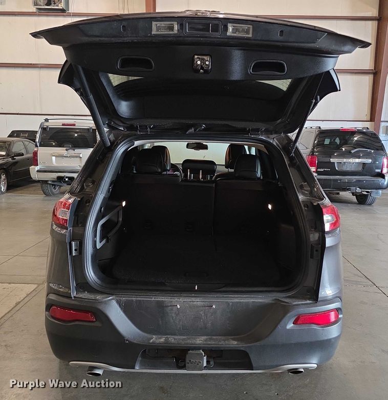 image for item FI0625 2014 Jeep Cherokee Limited SUV