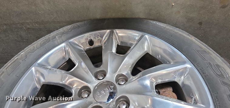 image for item FI0625 2014 Jeep Cherokee Limited SUV