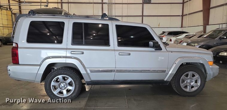 image for item FI0626 2006 Jeep Commander Limited SUV