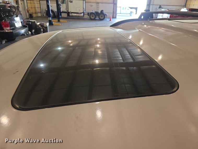 image for item FI0626 2006 Jeep Commander Limited SUV