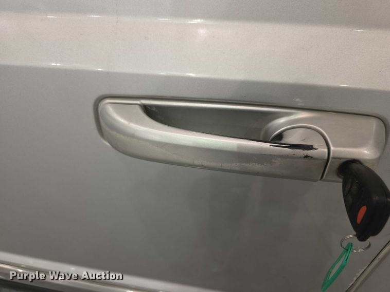 image for item FI0626 2006 Jeep Commander Limited SUV