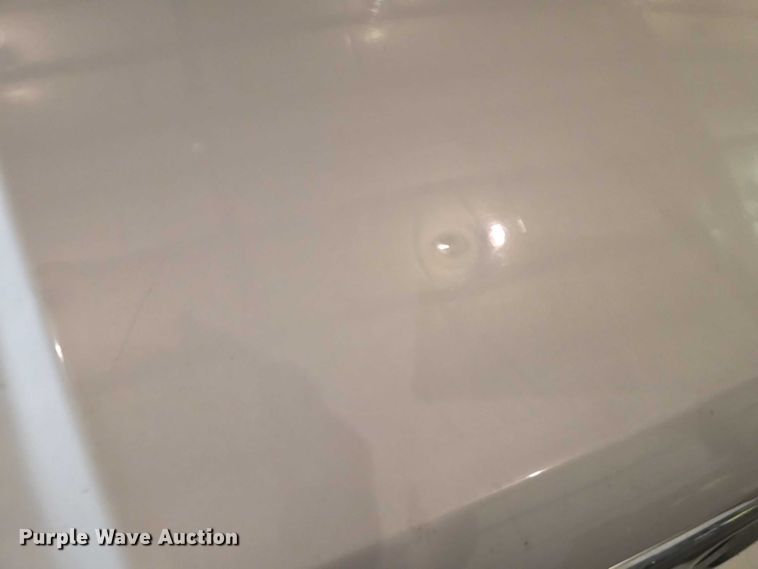 image for item FI0626 2006 Jeep Commander Limited SUV