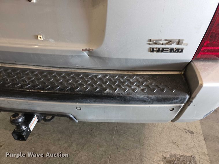 image for item FI0626 2006 Jeep Commander Limited SUV