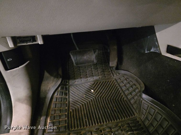 image for item FI0626 2006 Jeep Commander Limited SUV