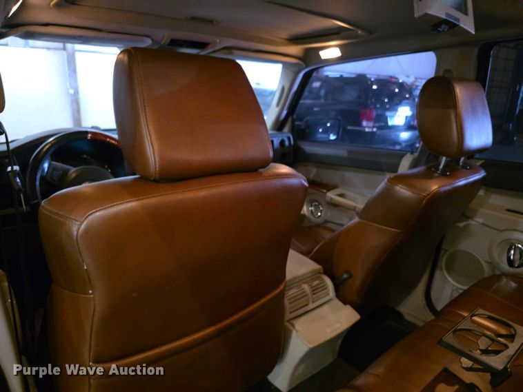 image for item FI0626 2006 Jeep Commander Limited SUV