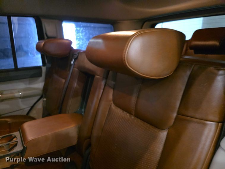 image for item FI0626 2006 Jeep Commander Limited SUV