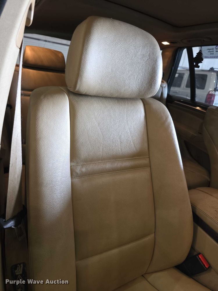 image for item FI0628 2008 BMW X5 SUV