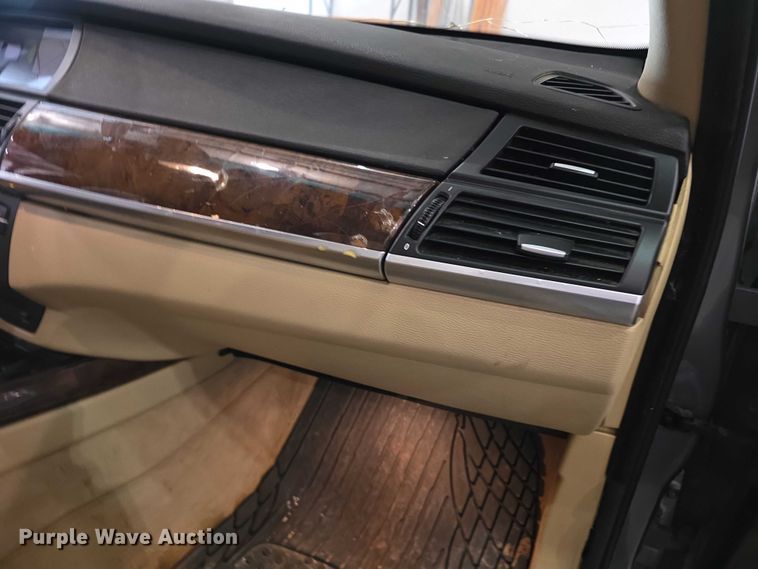 image for item FI0628 2008 BMW X5 SUV