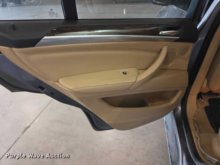 image for item FI0628 2008 BMW X5 SUV