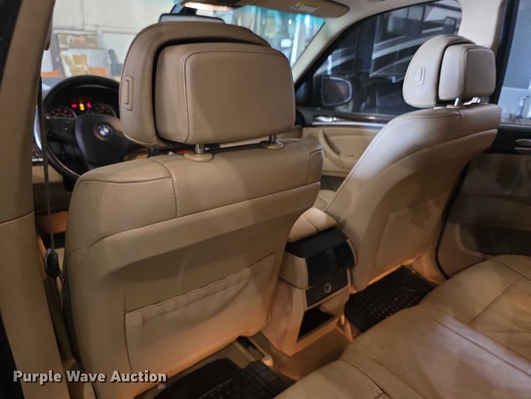 image for item FI0628 2008 BMW X5 SUV