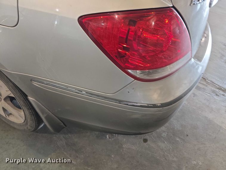 image for item FI0629 2005 Acura RL 