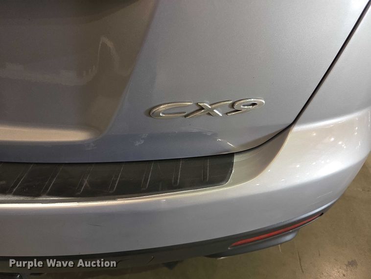 image for item FI0632 2008 Mazda CX9 SUV