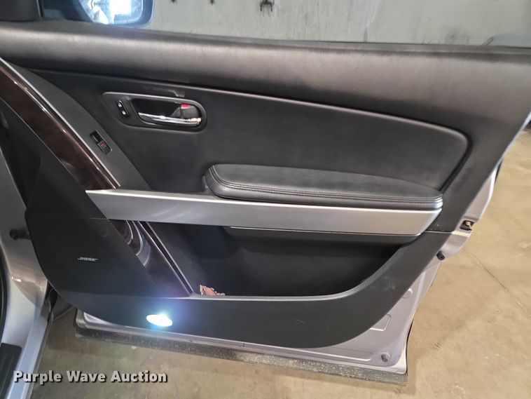 image for item FI0632 2008 Mazda CX9 SUV