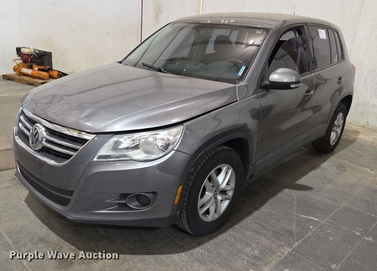 image for item FI0633 2011 Volkswagen Tiguan SUV
