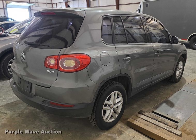 image for item FI0633 2011 Volkswagen Tiguan SUV